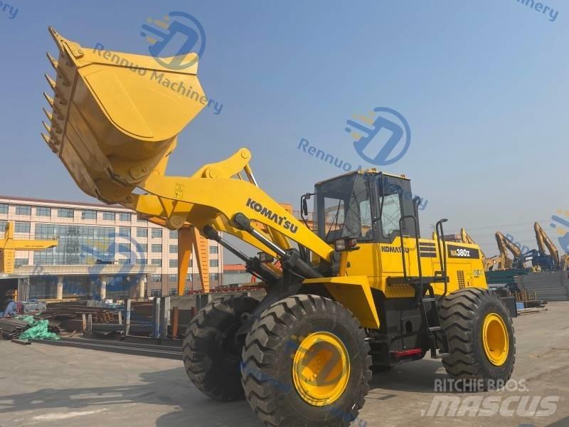 Komatsu WA380 轮式装载机