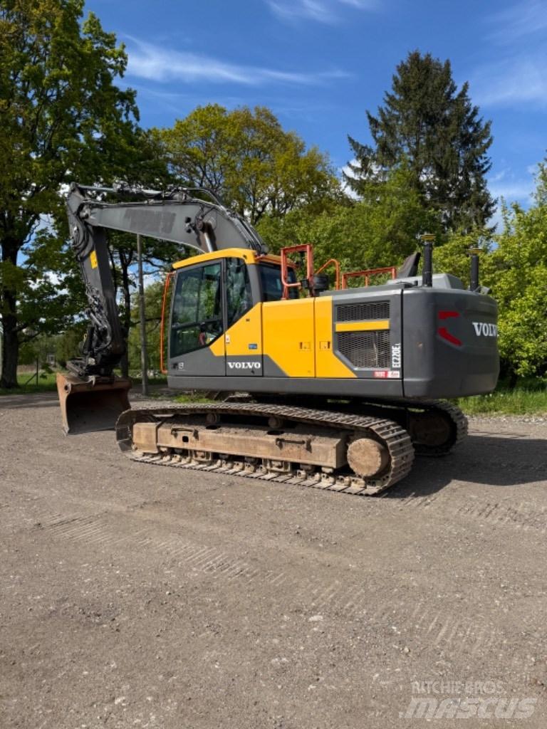 Volvo EC 220 EL 履带挖掘机