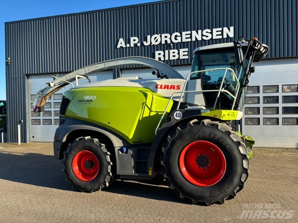 CLAAS Jaguar 960 4WD 自走式青贮饲料收割机