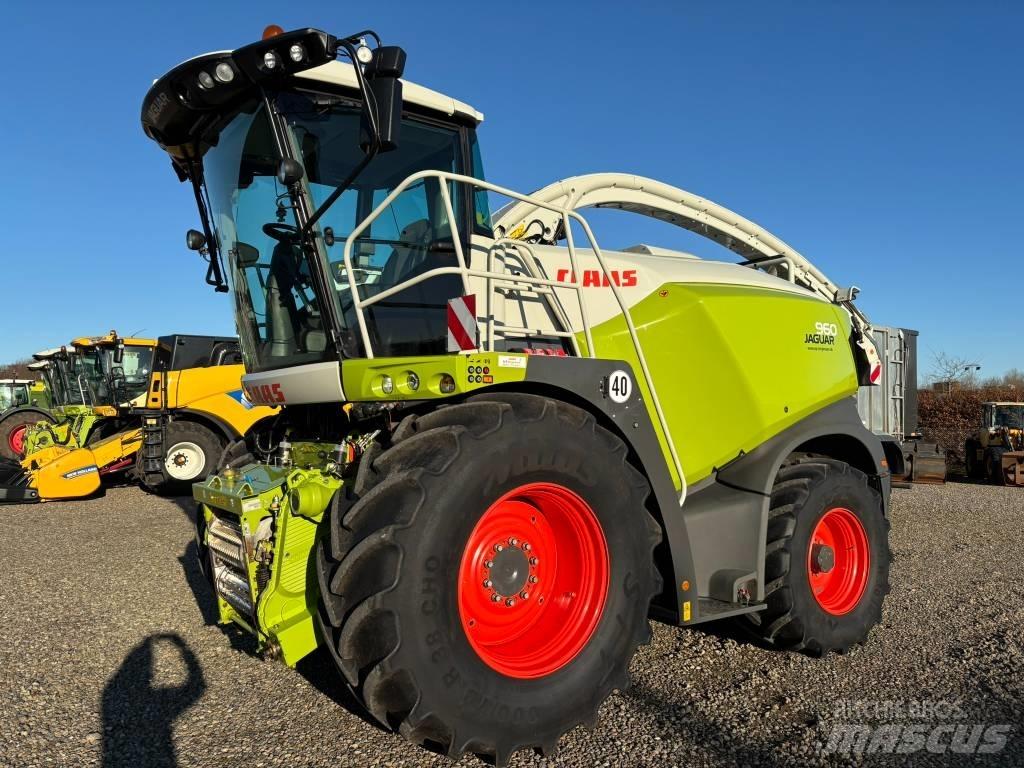 CLAAS Jaguar 960 4WD 自走式青贮饲料收割机