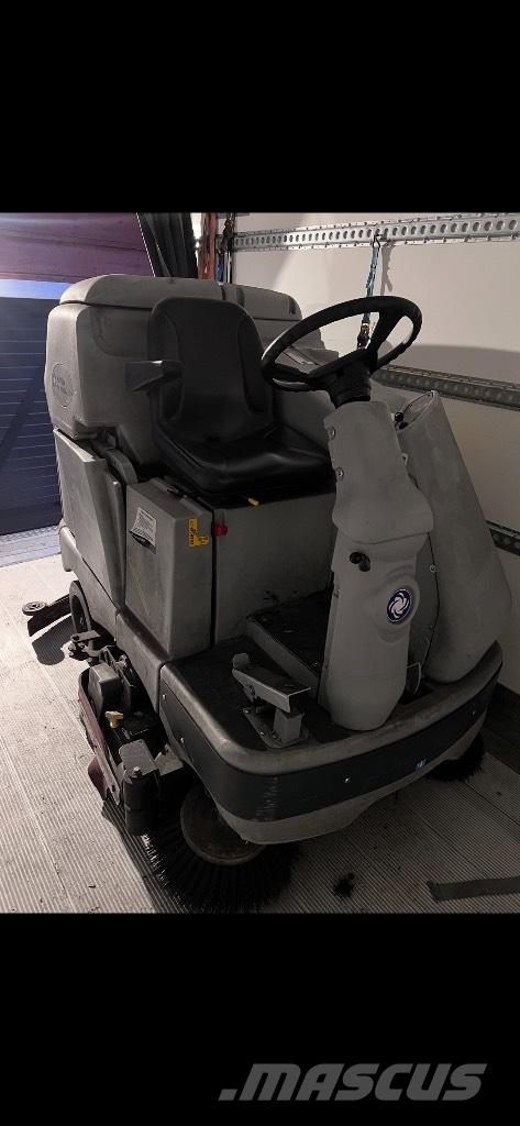 Nilfisk BR 1100S 洗涤器烘干机
