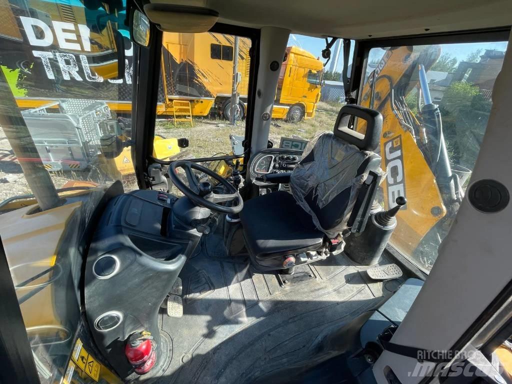 JCB 3 CX 反铲装载机