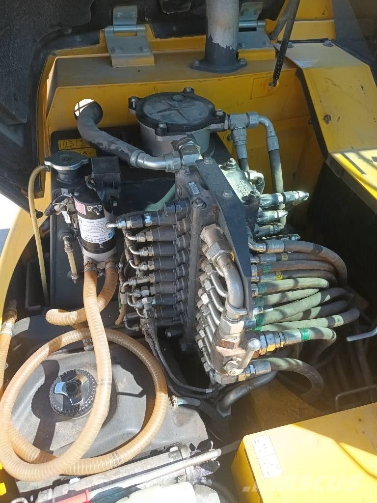 Komatsu PC 80 MR-3 中型挖掘机