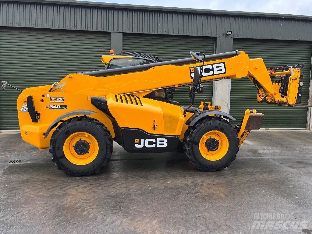 JCB 540-140 伸缩臂叉装车|叉装车