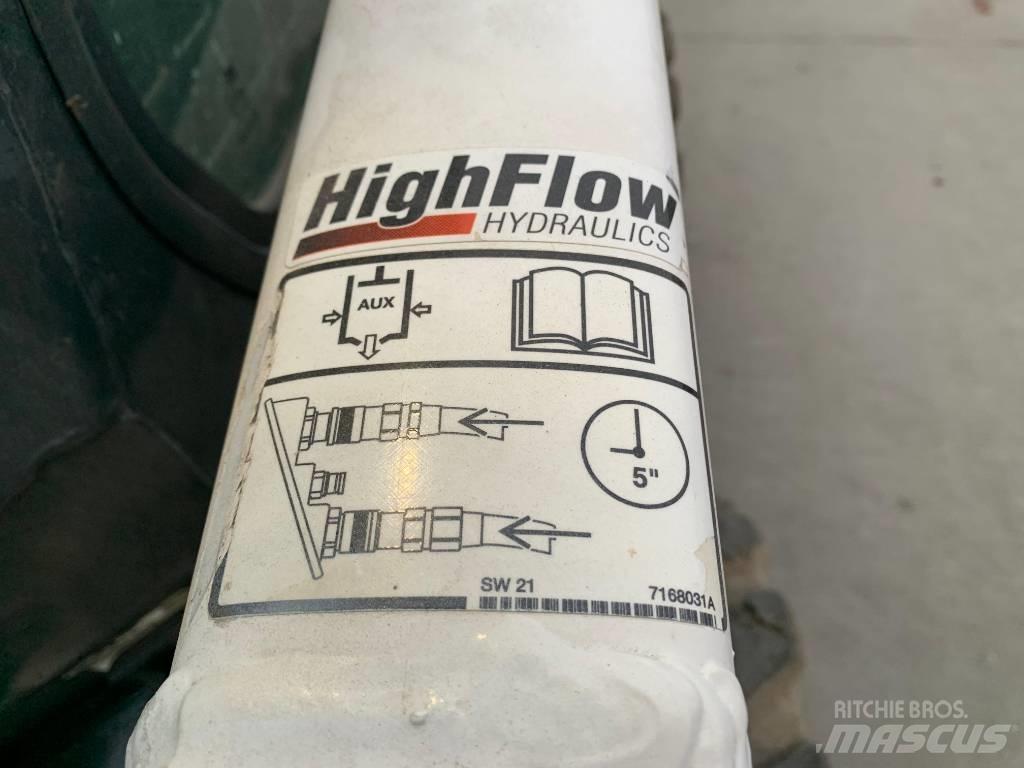 Bobcat S 66 滑移装载机