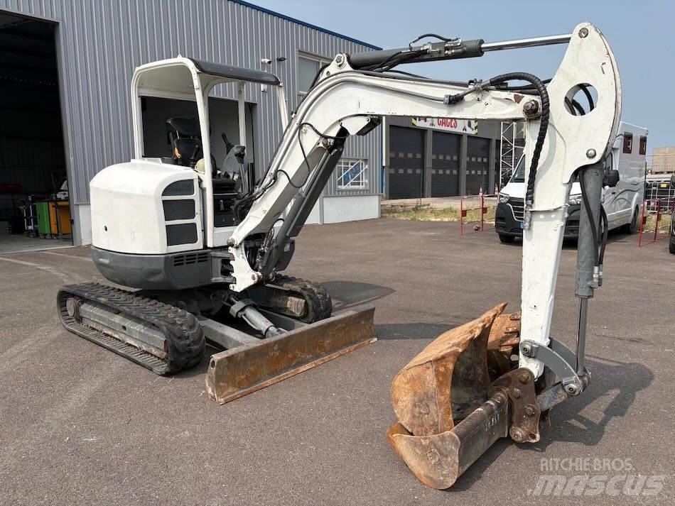Neuson 38 Z 3 RD 小型挖掘机