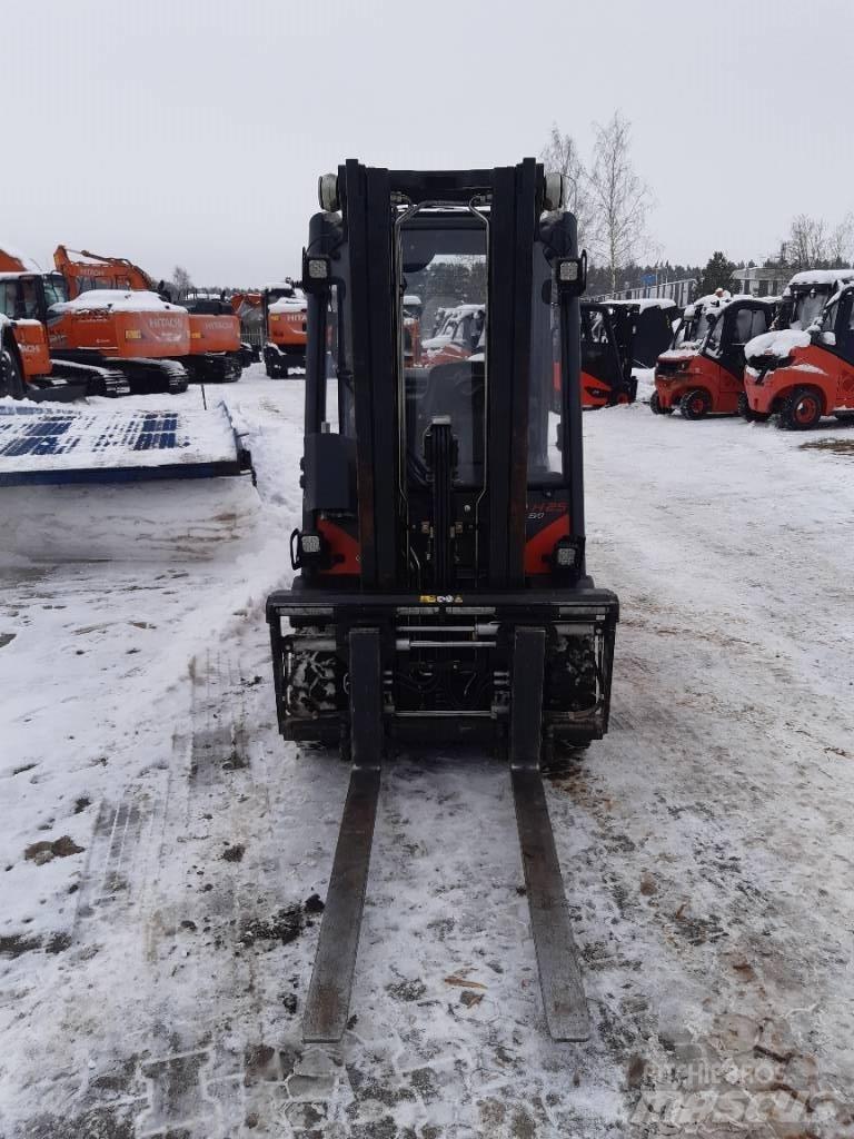 Linde H 25 T 天然气叉车