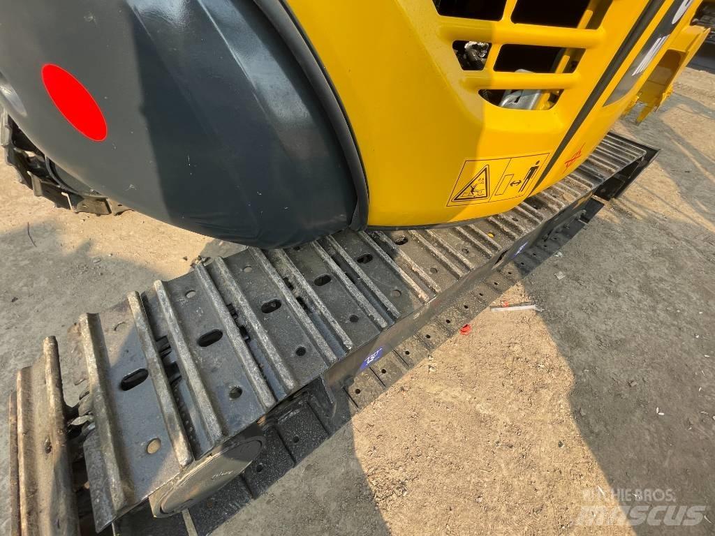 Komatsu PC 30 履带挖掘机