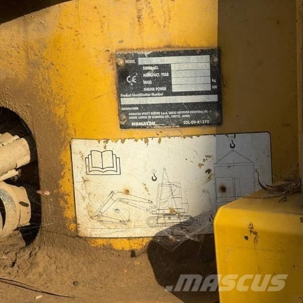 Komatsu PC88MR 中型挖掘机