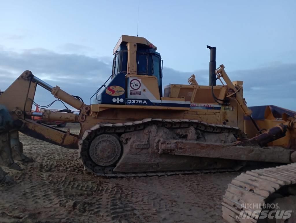 Komatsu D 375 A-2 履带式推土机