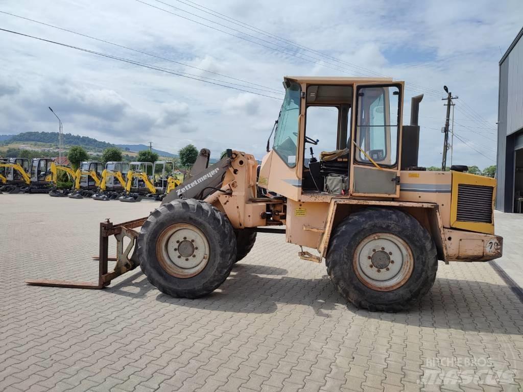Zettelmeyer ZL1002 轮式装载机