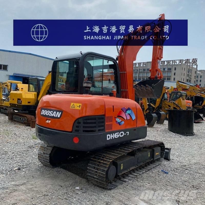 Doosan DH 60-7 小型挖掘机