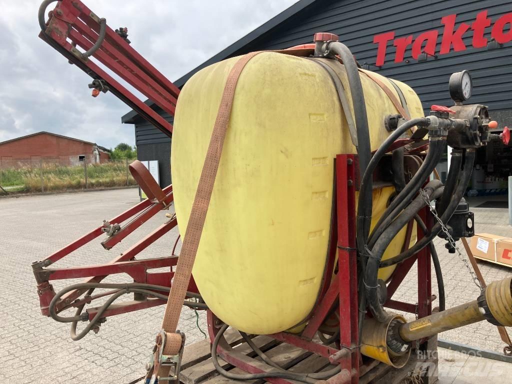 Hardi NK 600 悬挂式喷雾机