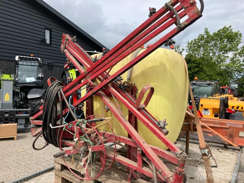 Hardi NK 600 悬挂式喷雾机