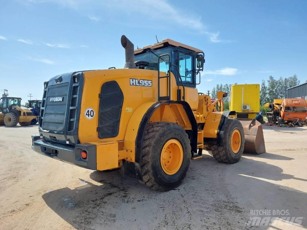 Hyundai HL 955 轮式装载机