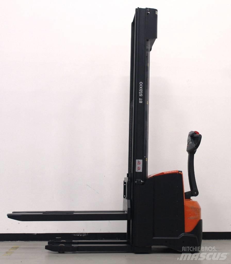 BT SWE 140 手推堆垛车