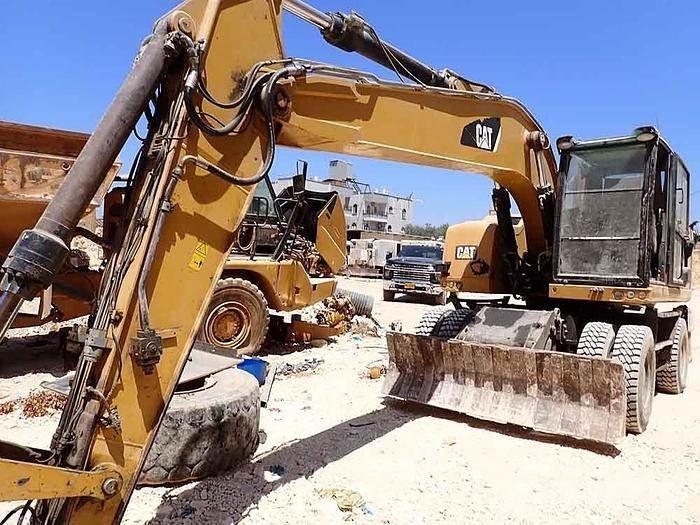 CAT M320F 特种挖掘机