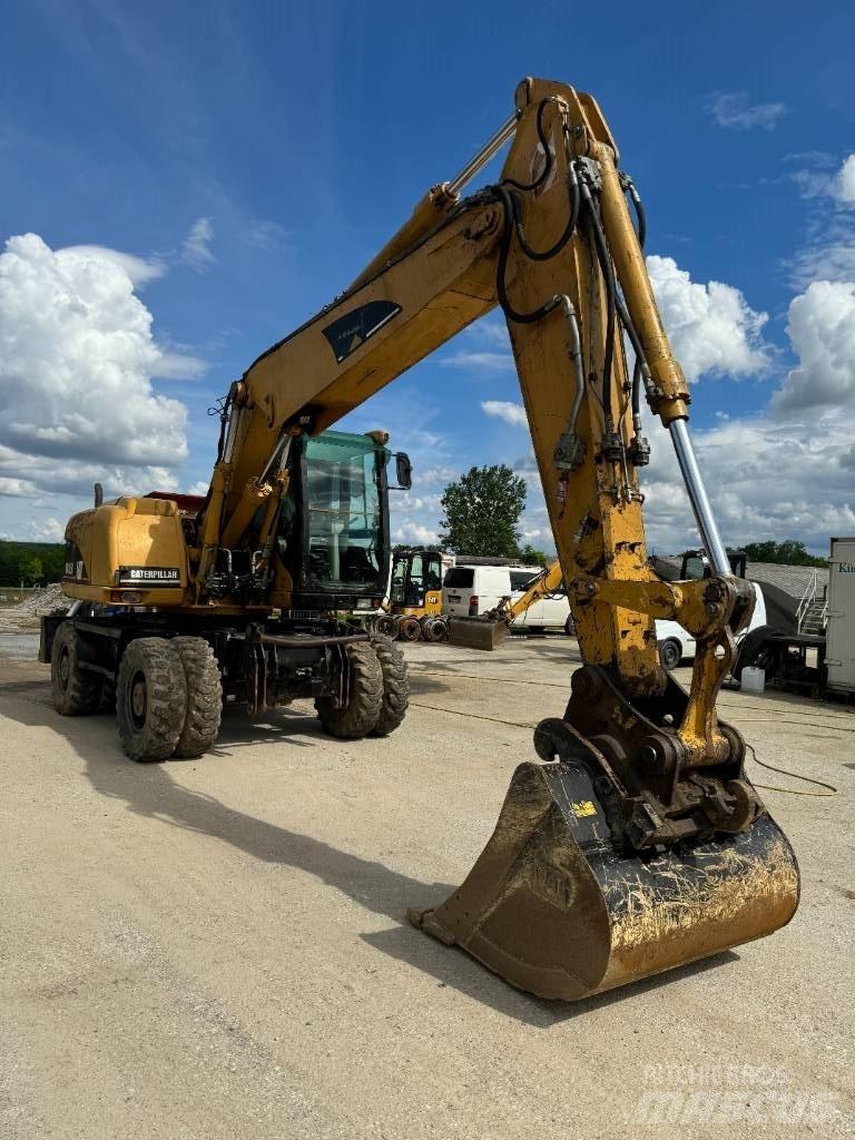 CAT 315 C 轮式挖掘机