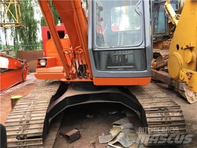 Hitachi EX 100 履带挖掘机