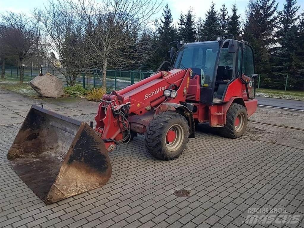 Schäffer 6680T 小型装载机