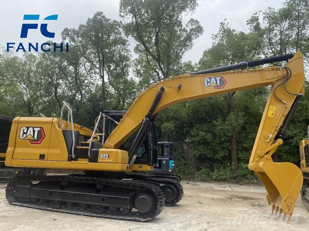 CAT 323 履带挖掘机