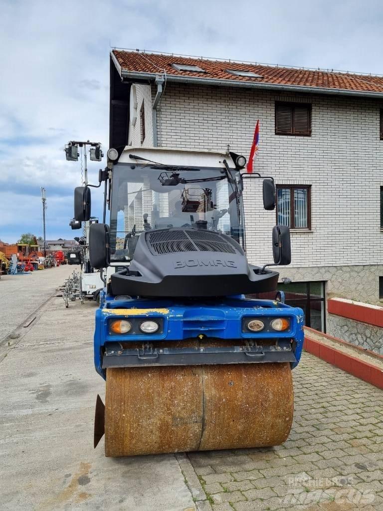 Bomag BW 154 ACP AM 复合式压路机