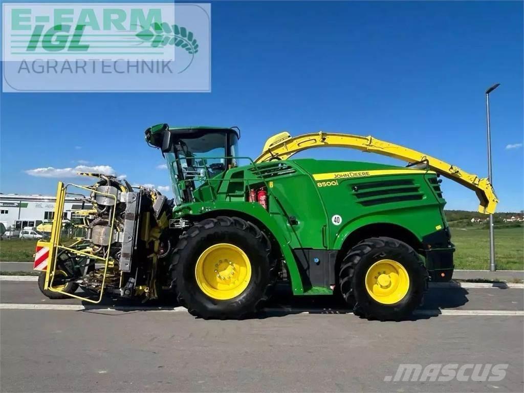 John Deere 8500i 自走式青贮饲料收割机