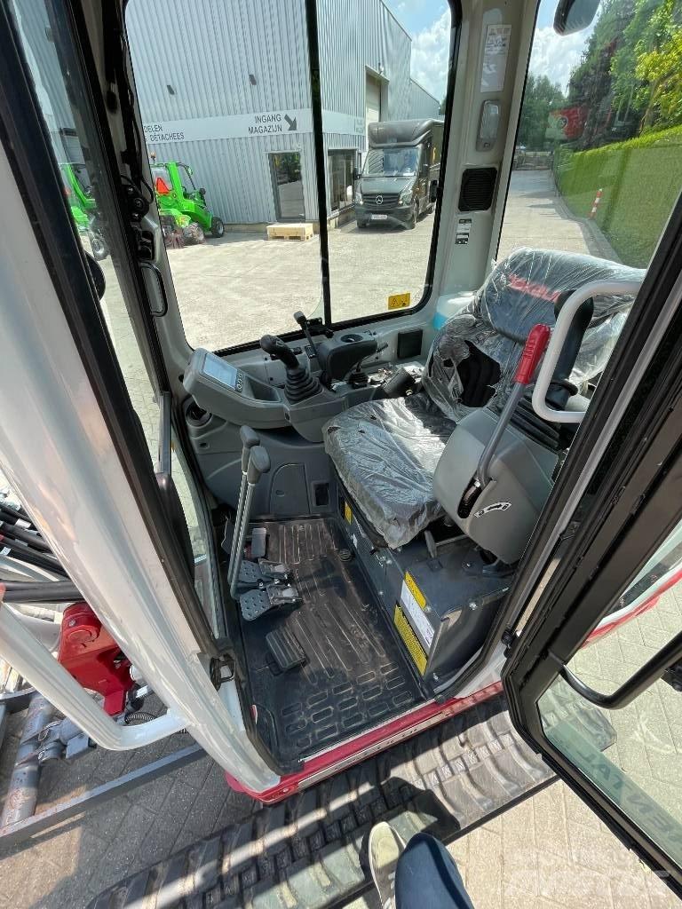 Takeuchi TB 225 小型挖掘机