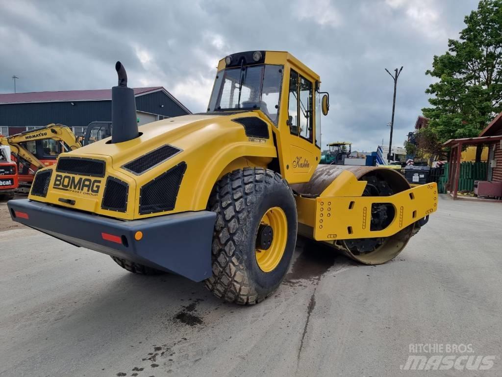 Bomag BW 213 D H-4 单轮压路机