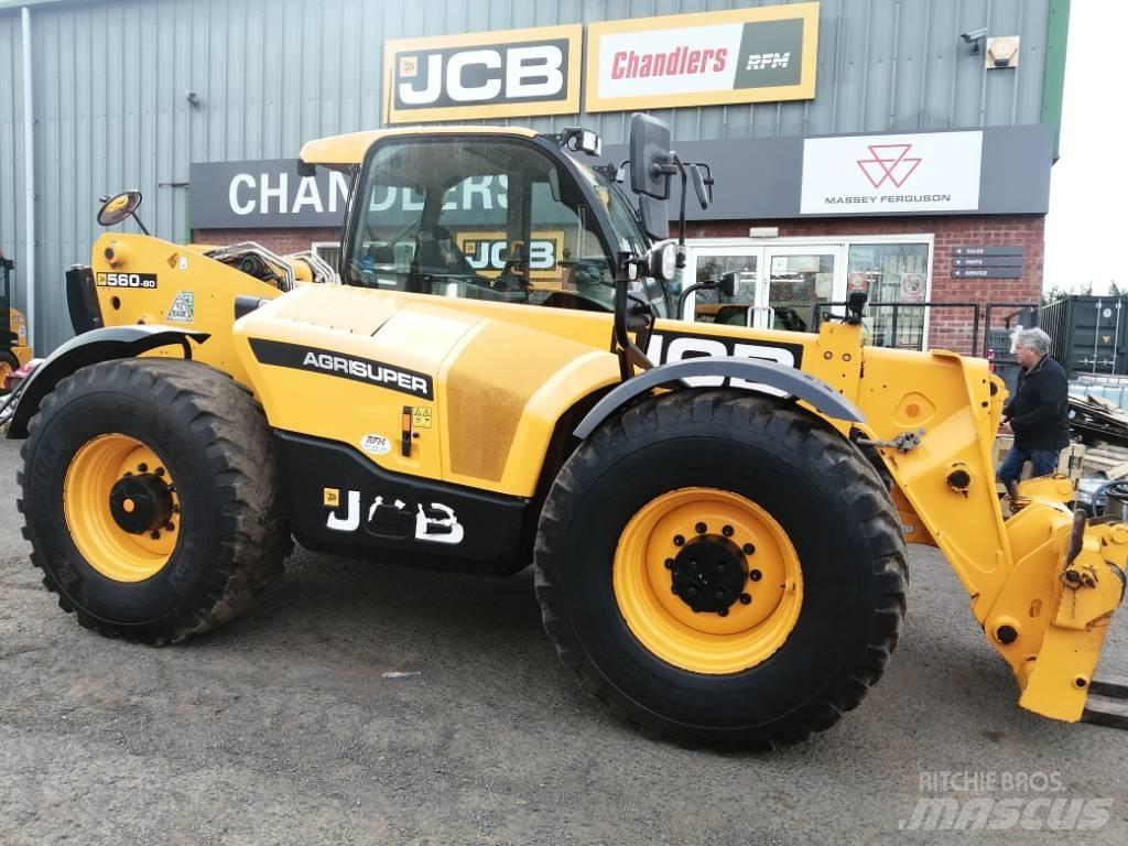 JCB 560-80 伸缩臂叉装车|叉装车