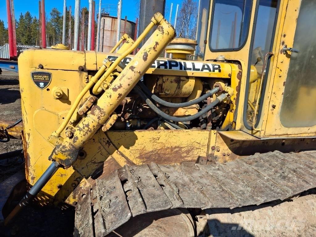 CAT D 4 D 履带式推土机