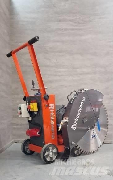 Husqvarna FS 600E 岩石和混凝土锯