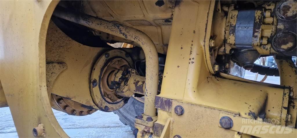 Komatsu WA380 轮式装载机