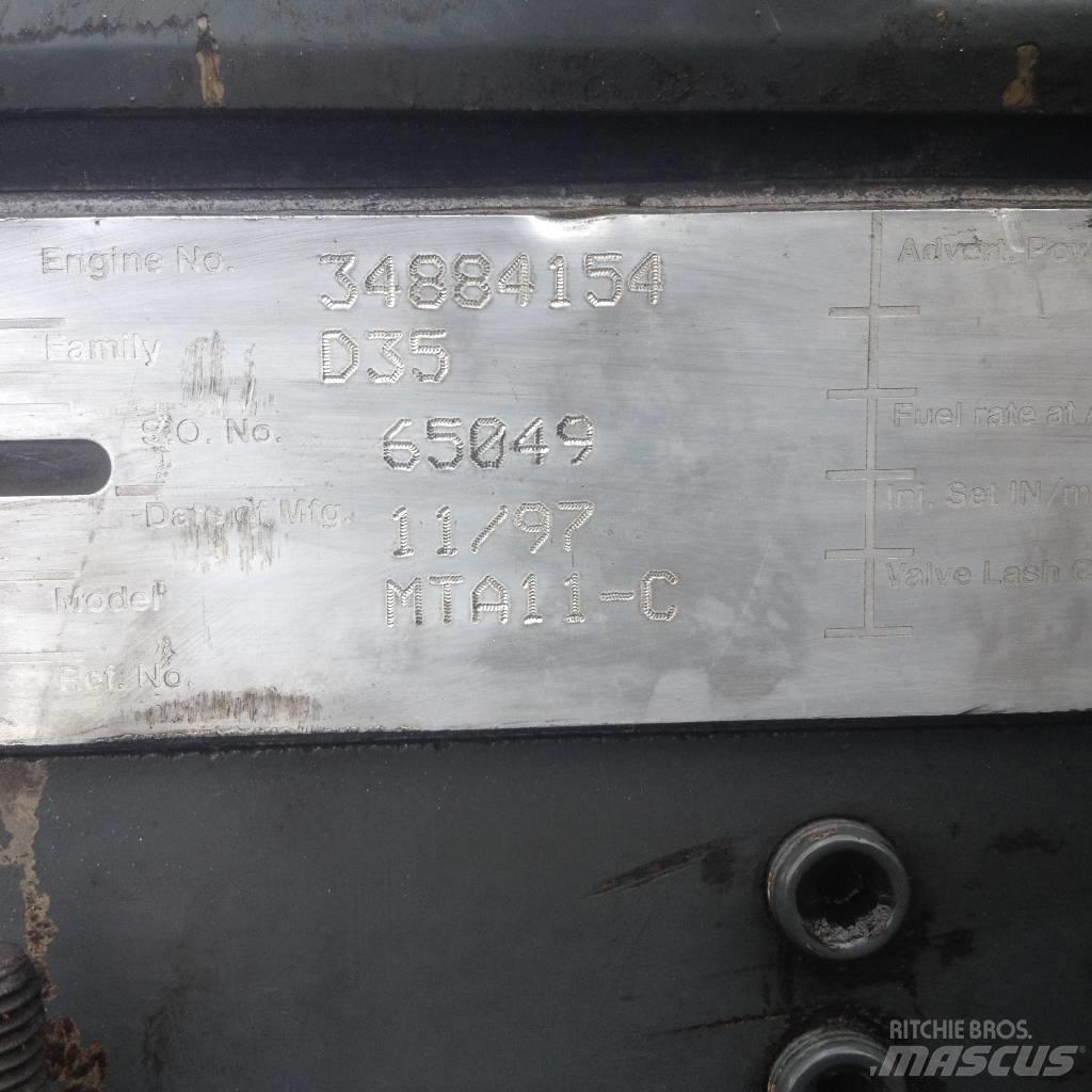 Cummins MTA 11 轮式装载机