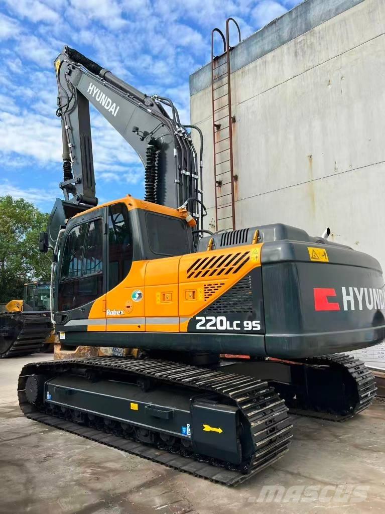 Hyundai R220LC-9S 履带挖掘机