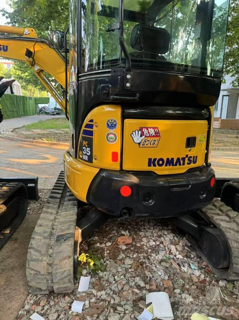 Komatsu PC 35 MR 小型挖掘机