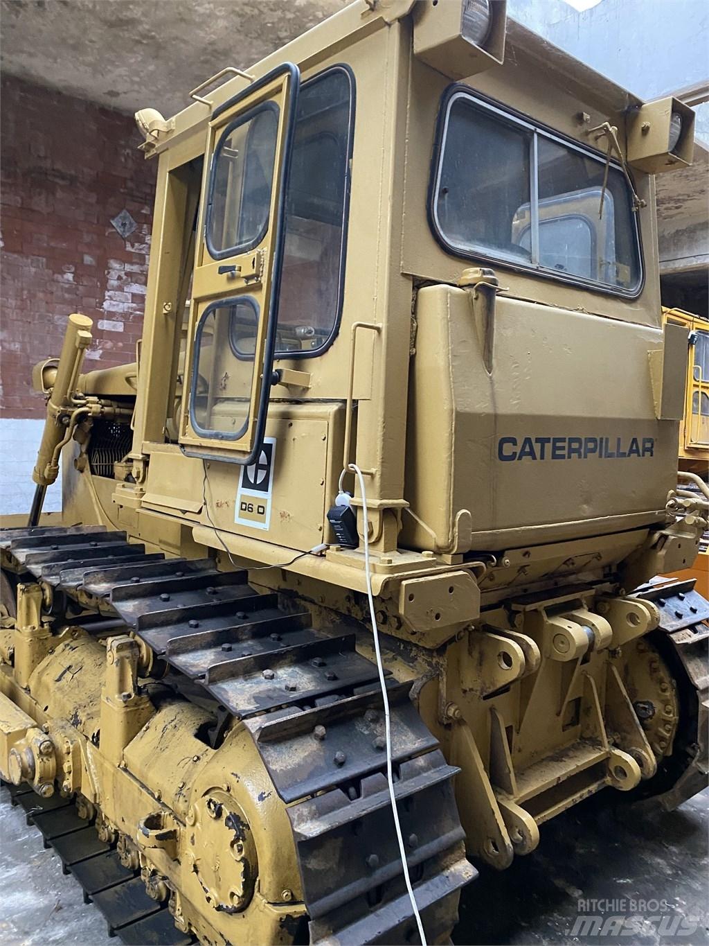 CAT D 6 D LGP 履带式推土机