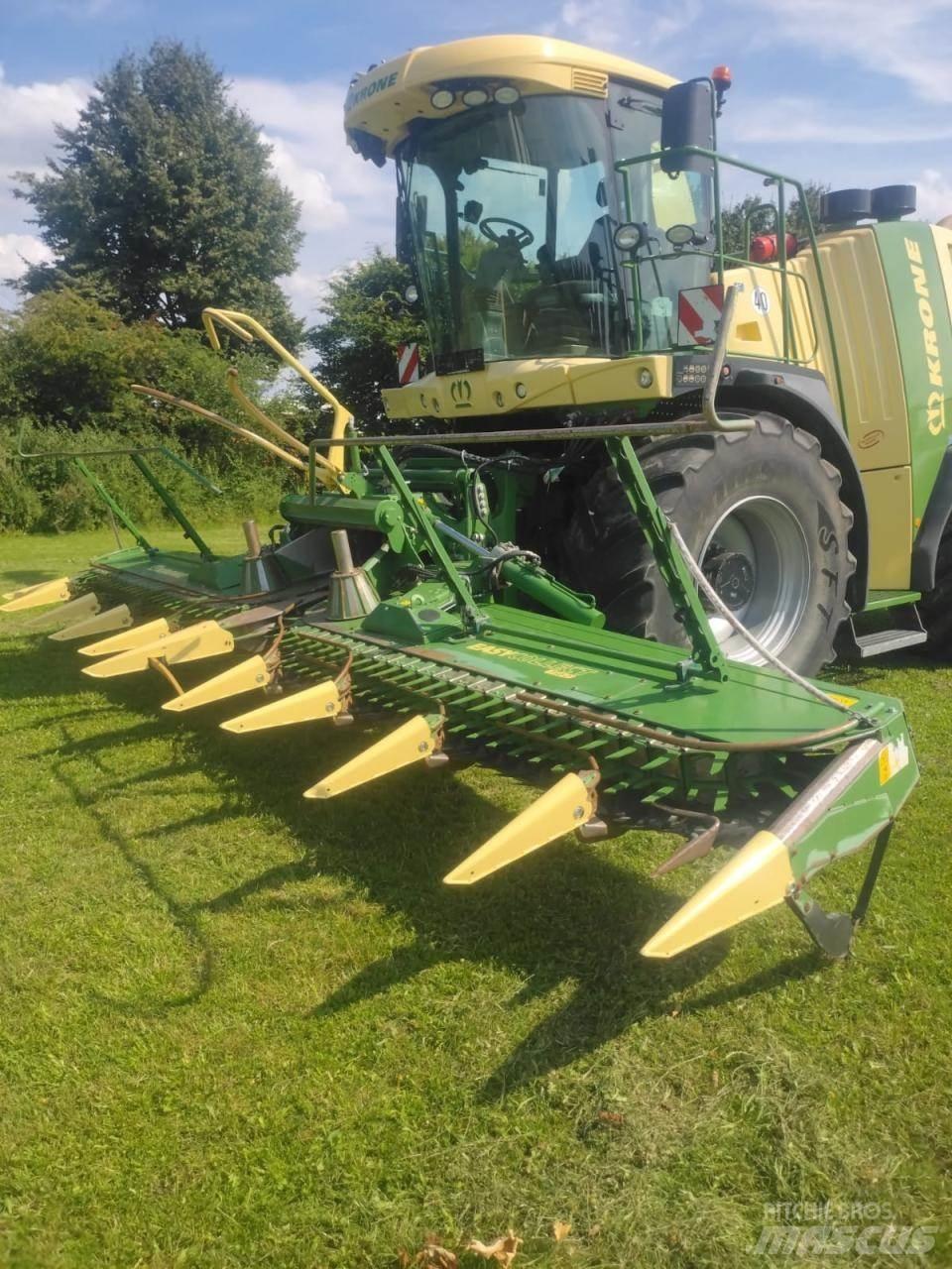 Krone Big X 700 自走式青贮饲料收割机