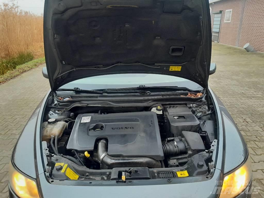 Volvo 1.6 D momentum 汽车