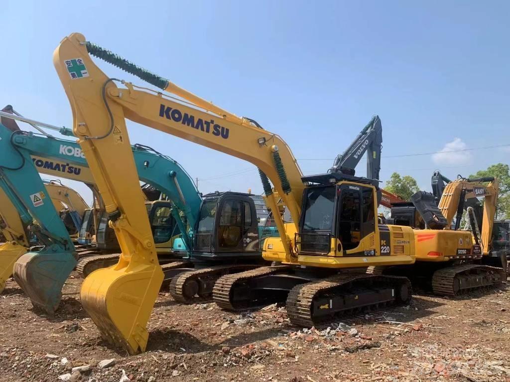 Komatsu PC 200-8 中型挖掘机