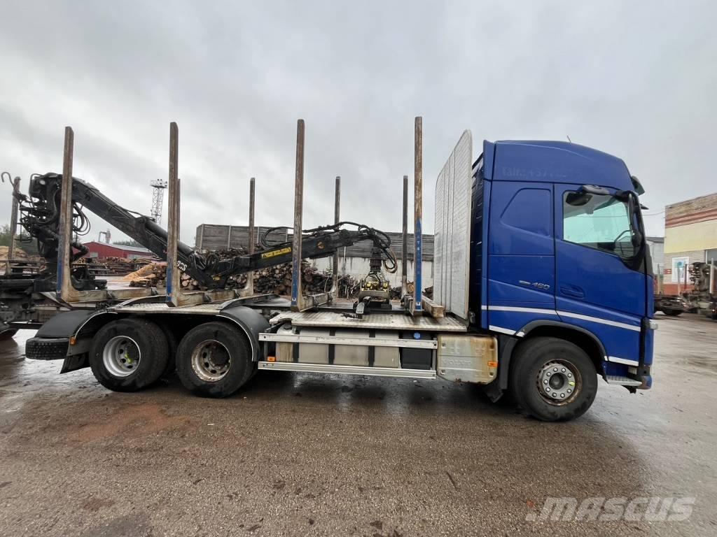 Volvo FH 木材运输车