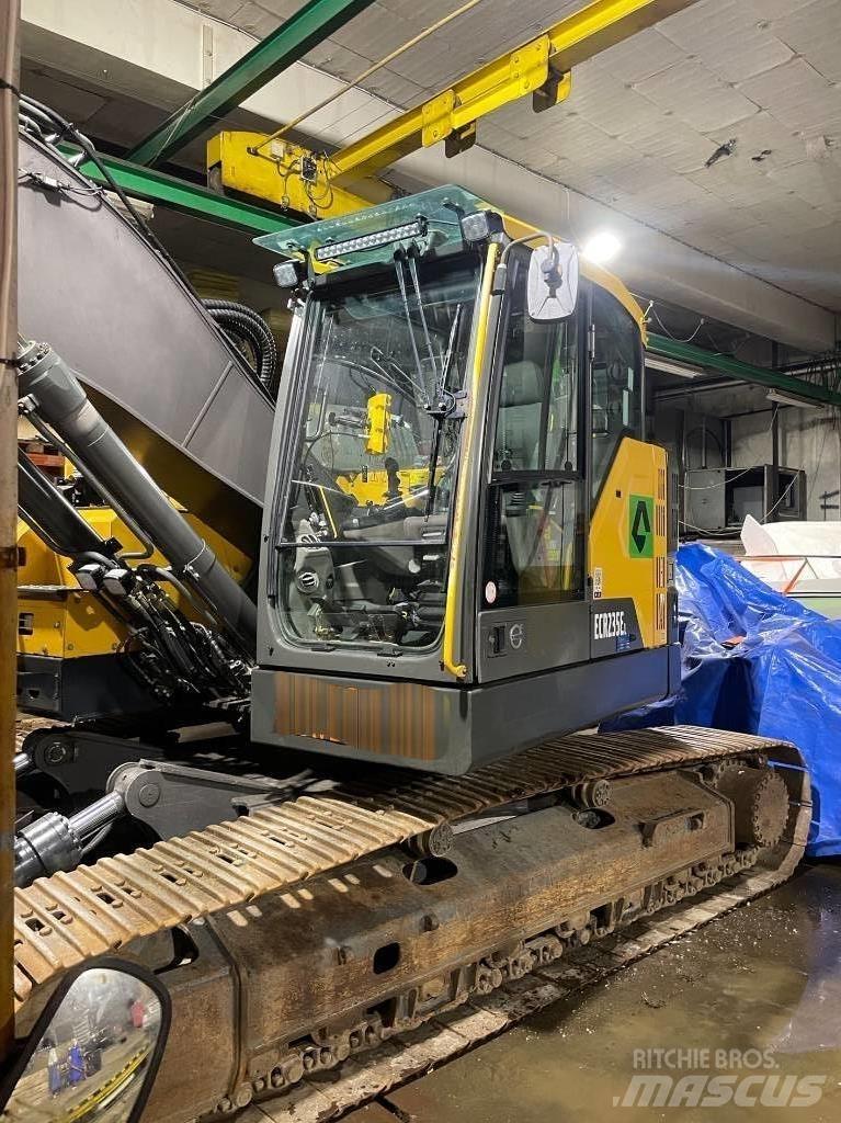Volvo ECR 235 E 履带挖掘机