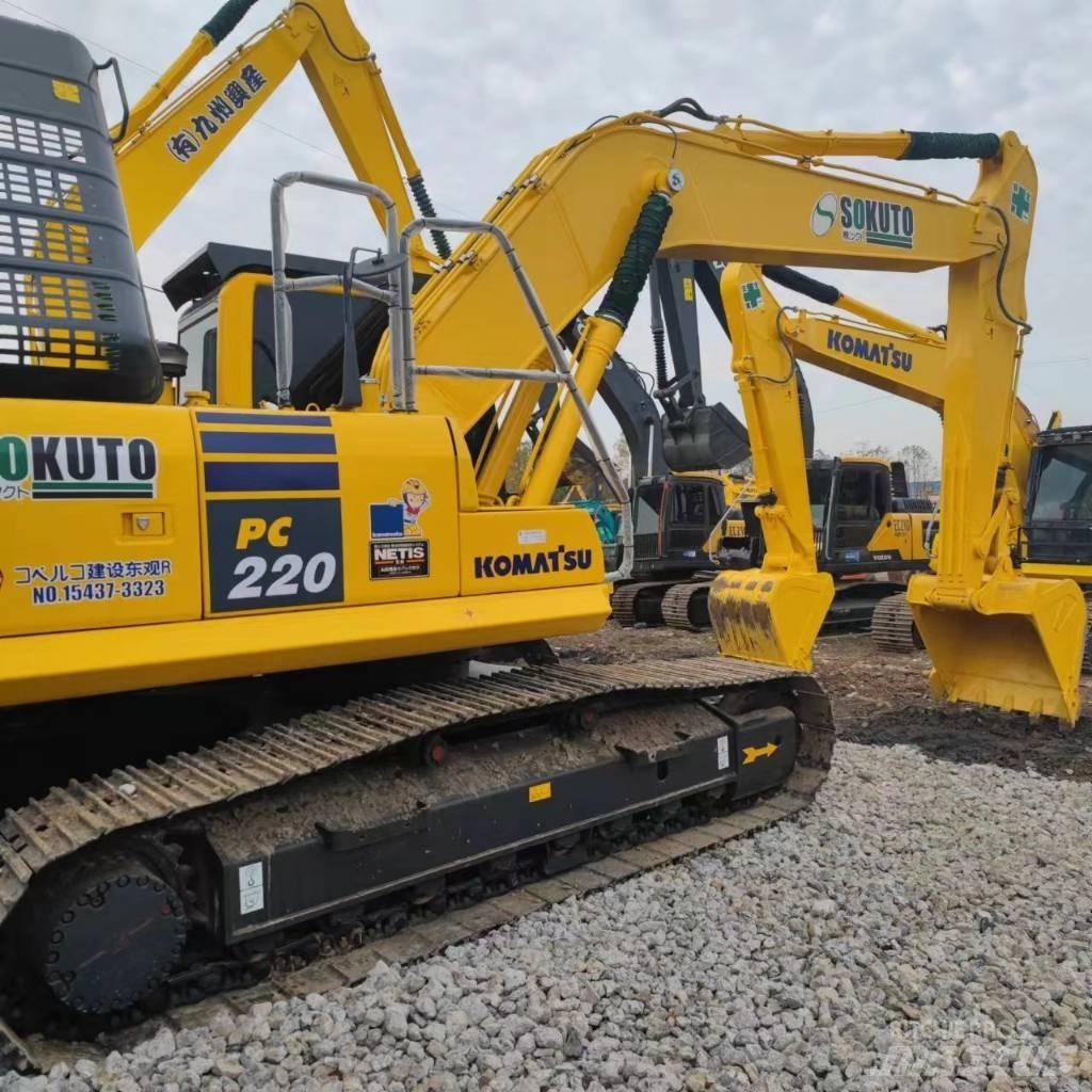 Komatsu PC 220-8 履带挖掘机