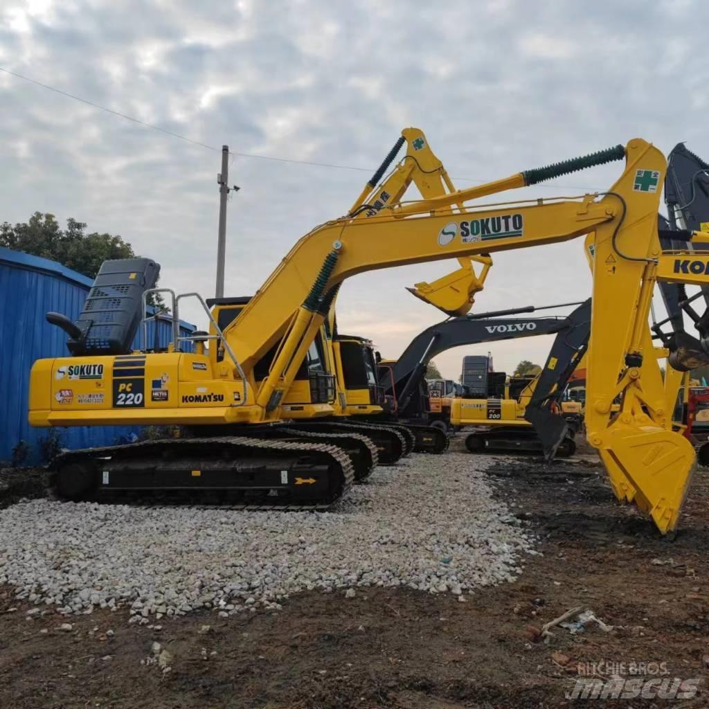 Komatsu PC 220-8 履带挖掘机
