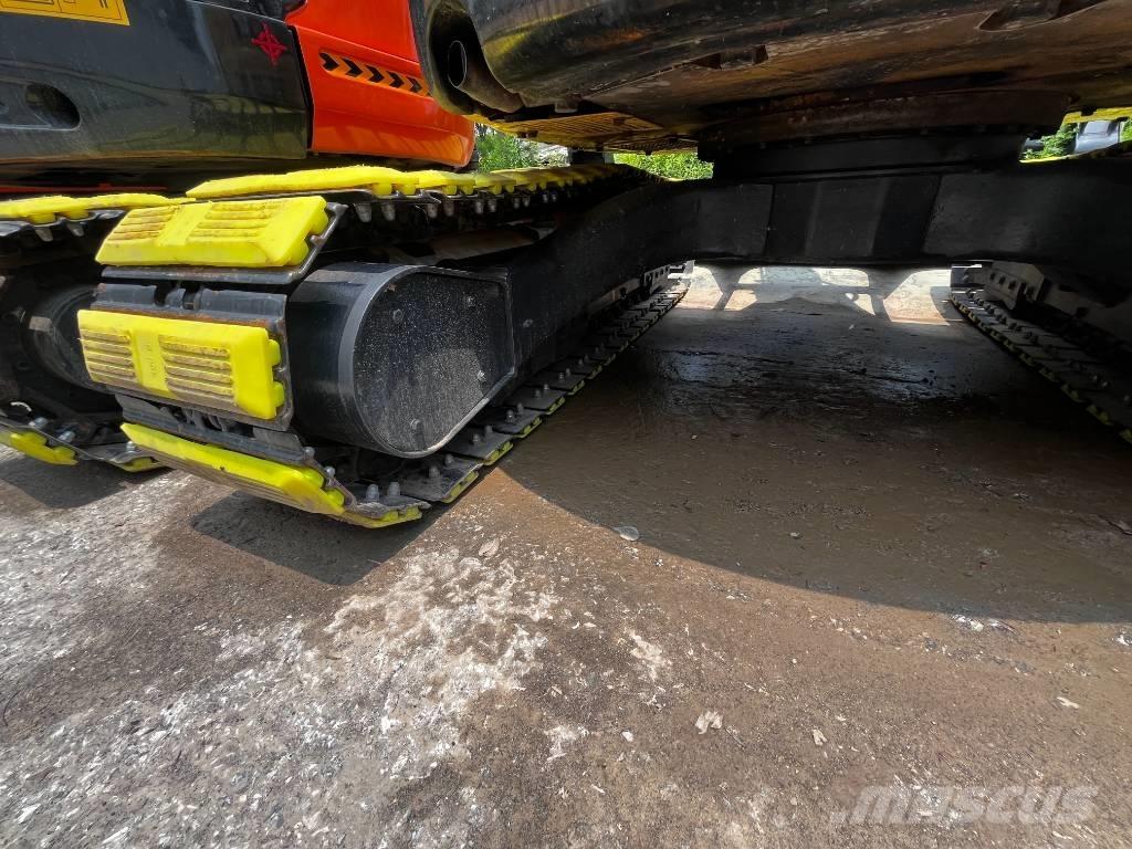 Komatsu PC 55 MR 小型挖掘机