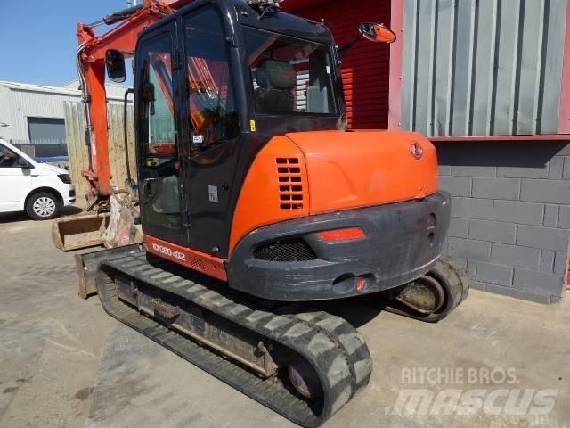 Kubota KX 080-4 中型挖掘机