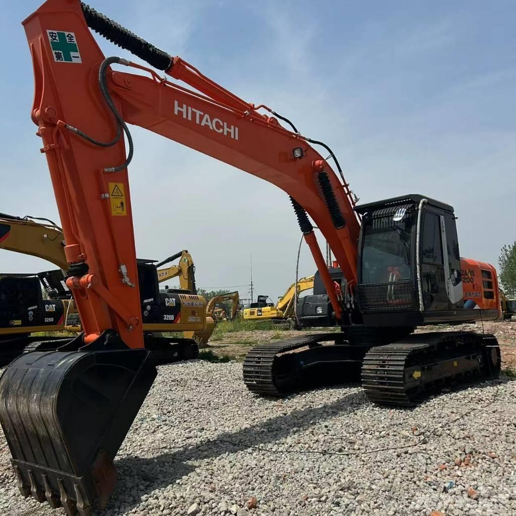 Hitachi 200-3 履带挖掘机