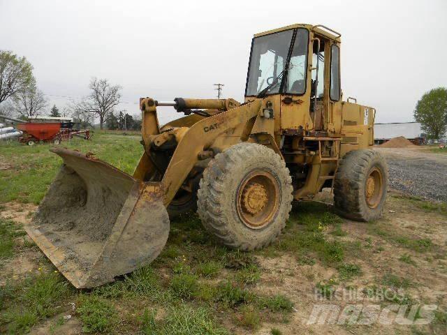 CAT 916 轮式装载机