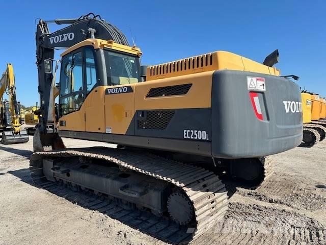 Volvo EC 250 D L 履带挖掘机