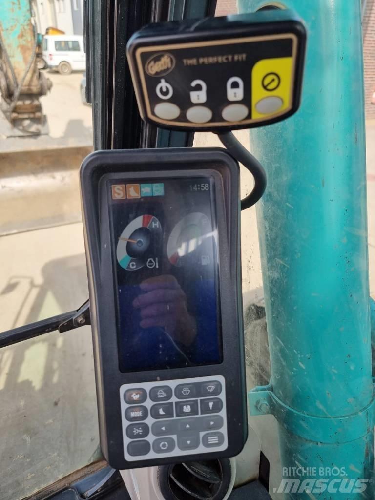 Kobelco SK 210-9 履带挖掘机